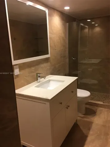 5700 Collins Avenue Miami Beach FL 33140