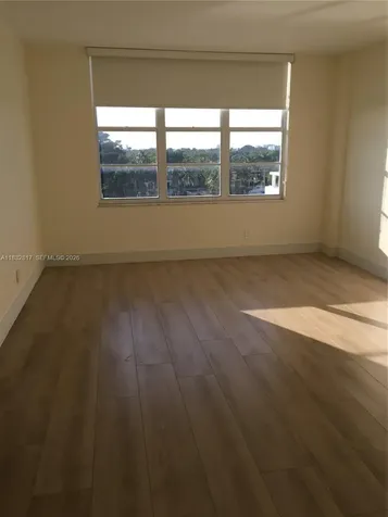 5700 Collins Avenue Miami Beach FL 33140