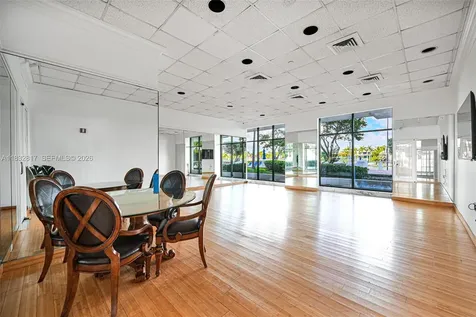 5700 Collins Avenue Miami Beach FL 33140