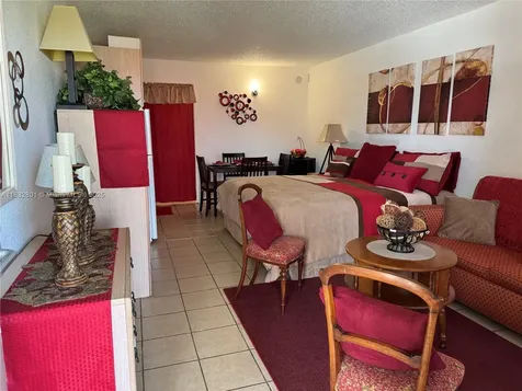 43420 Highway 27 Davenport FL 33837