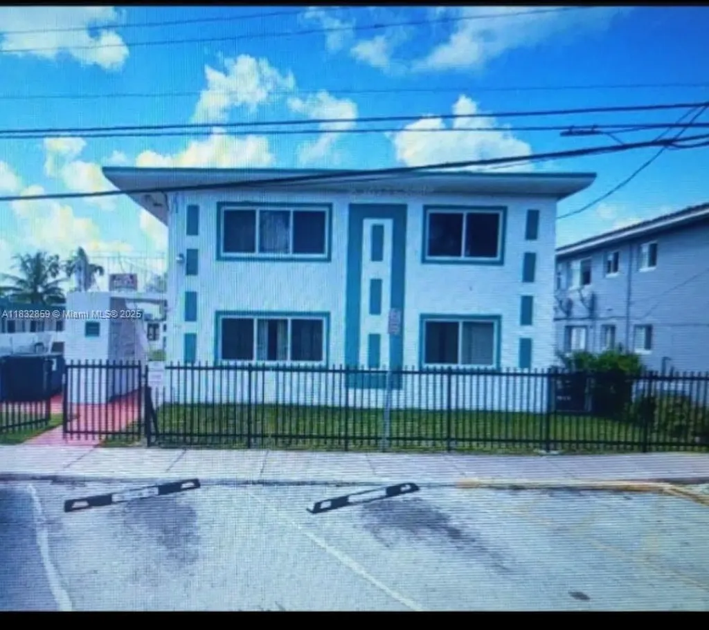 2101 Calais Drive Miami Beach FL 33141
