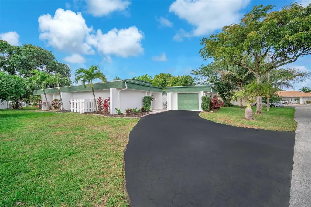 5820 Australian Pine Drive Tamarac FL 33319