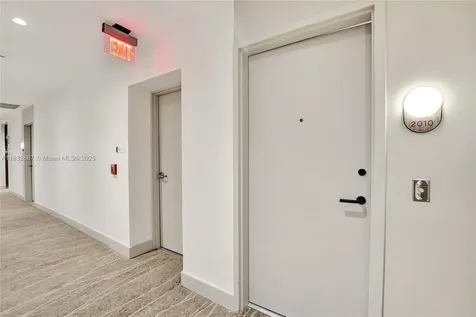 580 72 Street Miami Beach FL 33180