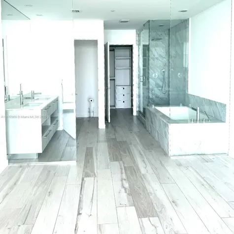 480 NE 31st Street Miami FL 33137