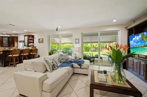 5194 NW 106th Avenue Doral FL 33178
