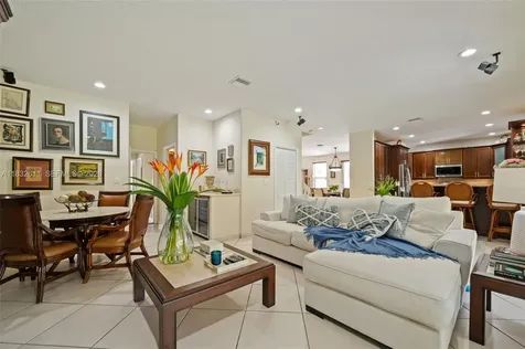 5194 NW 106th Avenue Doral FL 33178