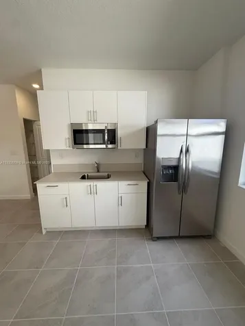 2942 SE 23rd Avenue Homestead FL 33035
