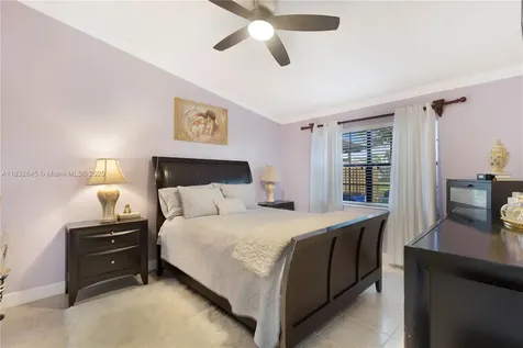5109 NW 11th Way Deerfield Beach FL 33064