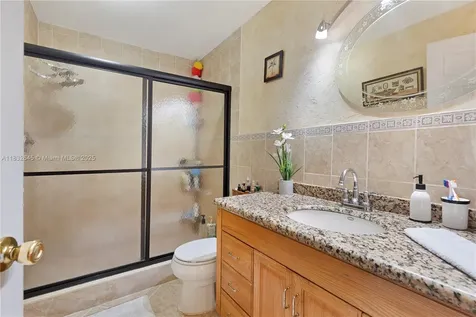 5109 NW 11th Way Deerfield Beach FL 33064