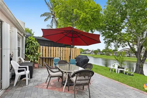 5109 NW 11th Way Deerfield Beach FL 33064