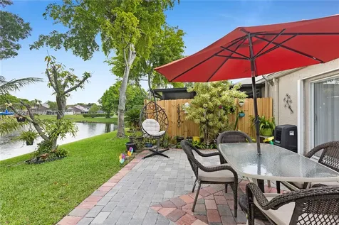 5109 NW 11th Way Deerfield Beach FL 33064