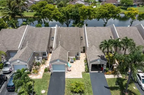 5109 NW 11th Way Deerfield Beach FL 33064