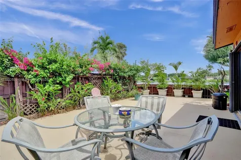 2251 Dogwood Court Pembroke Pines FL 33026