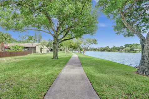 2251 Dogwood Court Pembroke Pines FL 33026