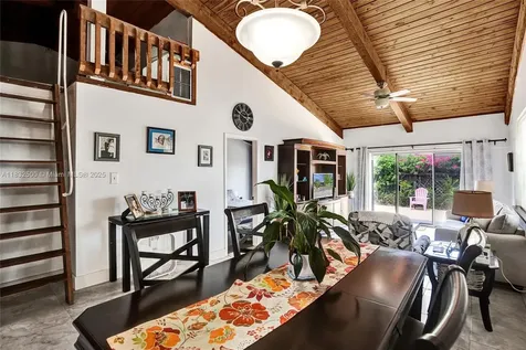 2251 Dogwood Court Pembroke Pines FL 33026