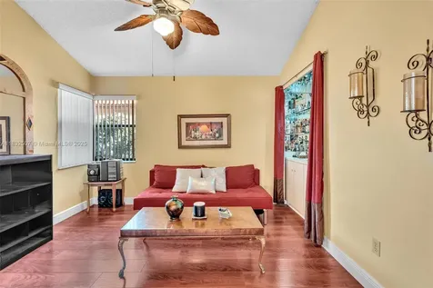 631 SW 113th Avenue Pembroke Pines FL 33025