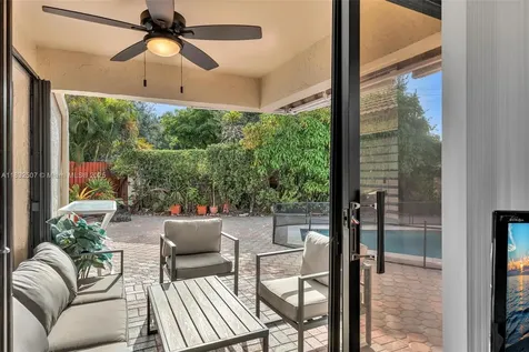 631 SW 113th Avenue Pembroke Pines FL 33025