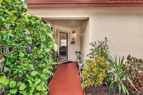 631 SW 113th Avenue Pembroke Pines FL 33025