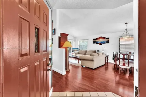 631 SW 113th Avenue Pembroke Pines FL 33025