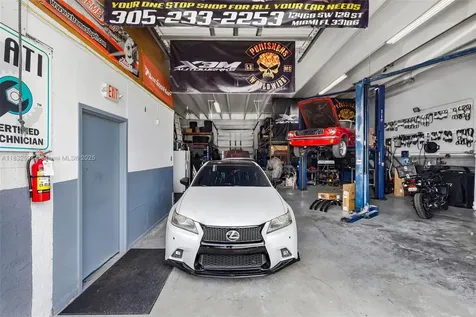 Mechanic Shop For Sale Near Tamiami Airport Kendall FL 33186