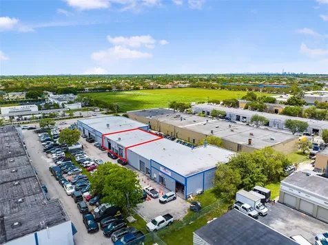 Mechanic Shop For Sale Near Tamiami Airport Kendall FL 33186