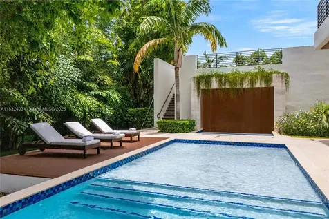 7610 SW 48th Court Miami FL 33143