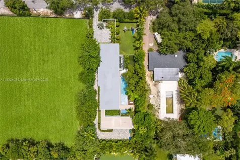 7610 SW 48th Court Miami FL 33143