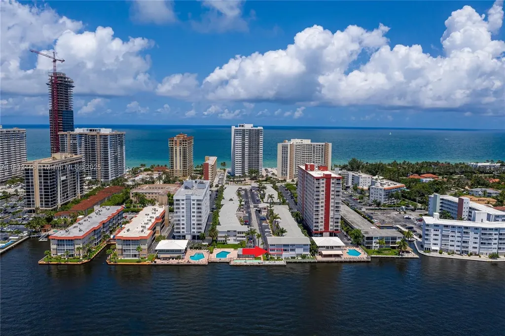 3135 S Ocean Drive Hallandale Beach FL 33009