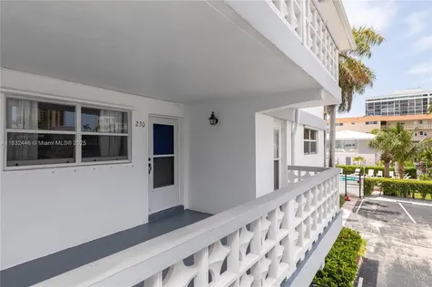 3135 S Ocean Drive Hallandale Beach FL 33009