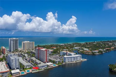 3135 S Ocean Drive Hallandale Beach FL 33009