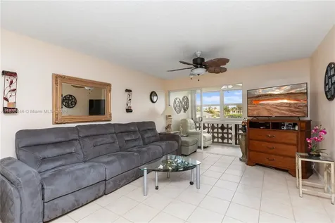3135 S Ocean Drive Hallandale Beach FL 33009