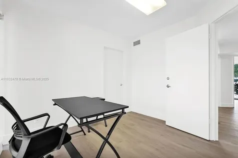 150 SE 12th Street Fort Lauderdale FL 33316