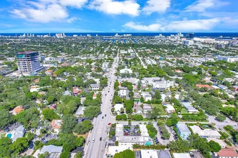 150 SE 12th Street Fort Lauderdale FL 33316