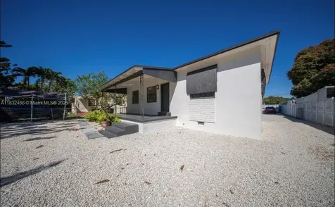 217 E 48th Street Hialeah FL 33013