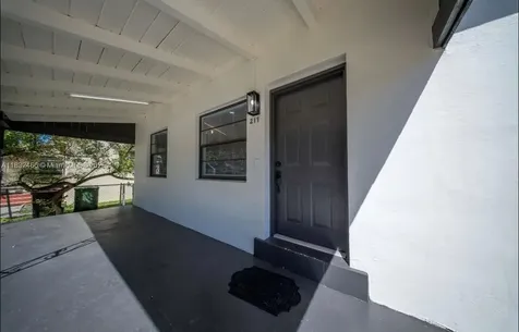 217 E 48th Street Hialeah FL 33013