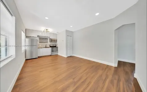 217 E 48th Street Hialeah FL 33013