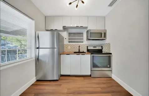 217 E 48th Street Hialeah FL 33013