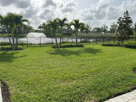 10904 Stellar Circle Palm Beach Gardens FL 33412