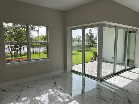 10904 Stellar Circle Palm Beach Gardens FL 33412