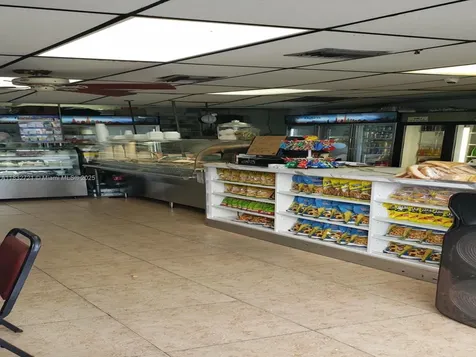 153 W 21st Street Hialeah FL 33010