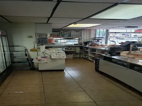 153 W 21st Street Hialeah FL 33010