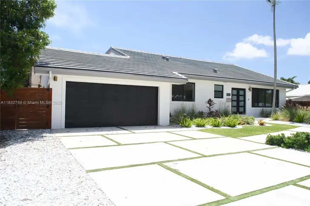1240 NE 27th Terrace Pompano Beach FL 33062