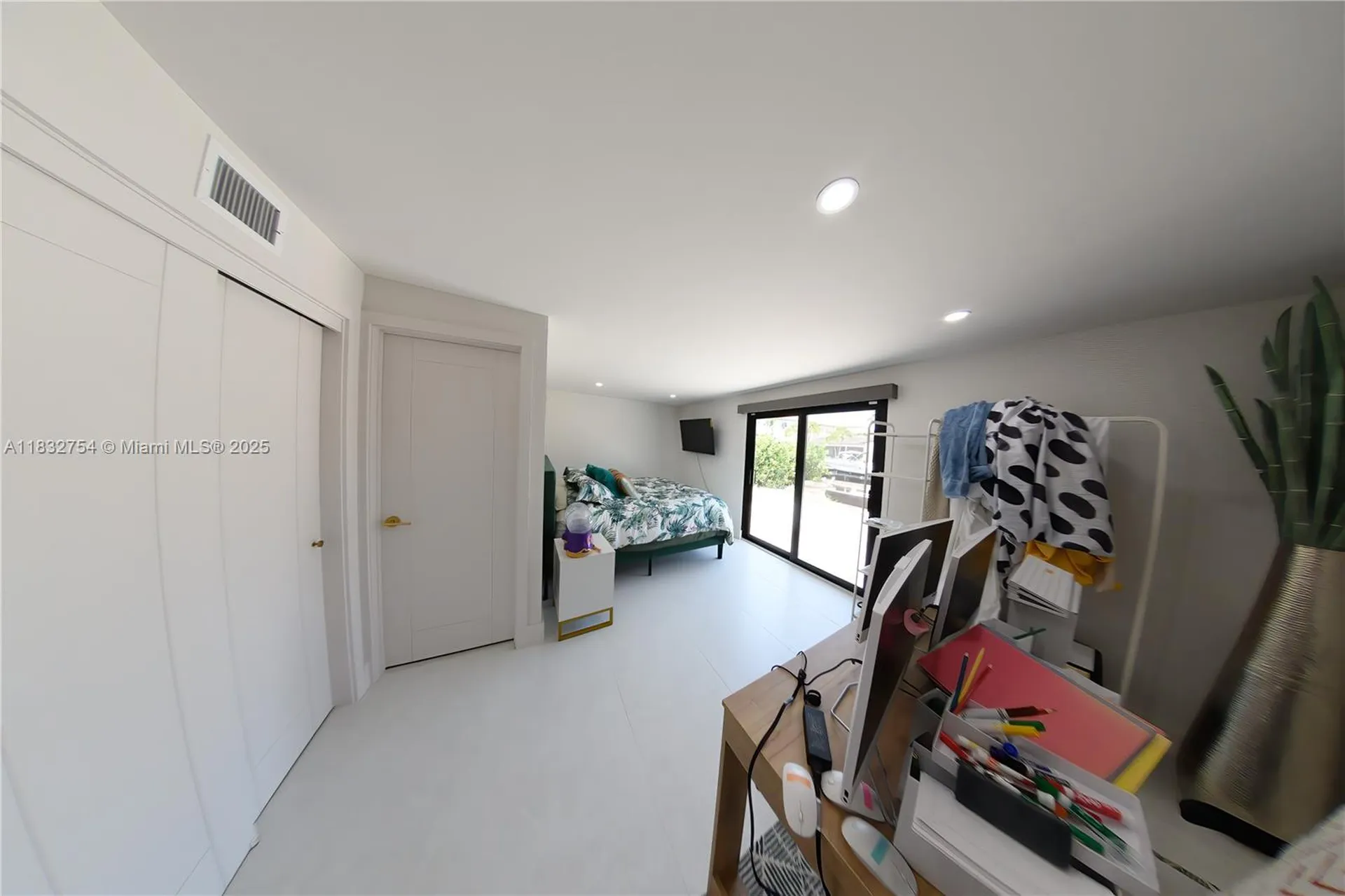 1240 NE 27th Terrace Pompano Beach FL 33062