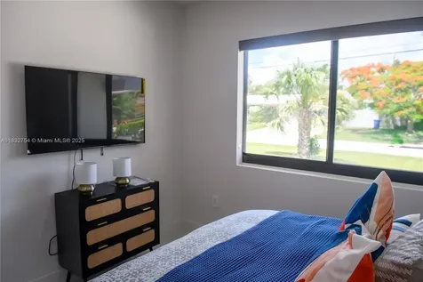 1240 NE 27th Terrace Pompano Beach FL 33062