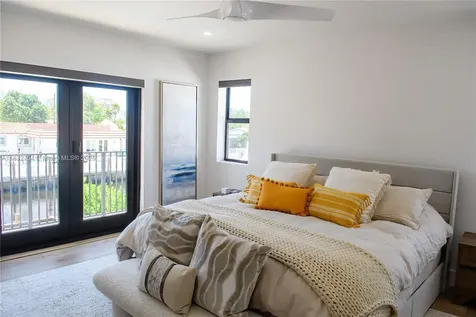 1240 NE 27th Terrace Pompano Beach FL 33062