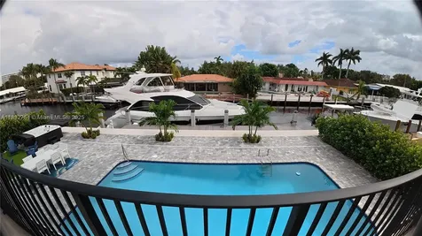 1240 NE 27th Terrace Pompano Beach FL 33062