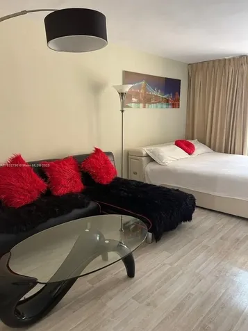 19201 Collins Avenue Sunny Isles Beach FL 33160