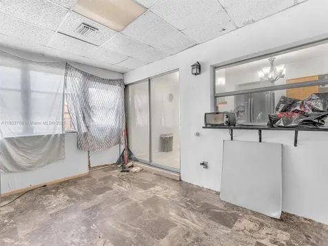 8363 NW 26th Place Sunrise FL 33322