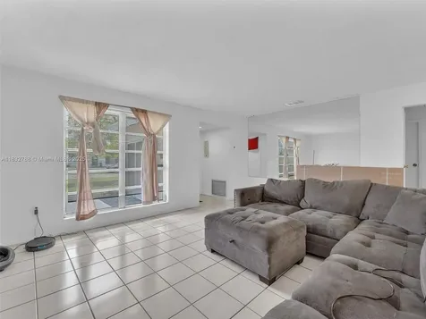 8363 NW 26th Place Sunrise FL 33322