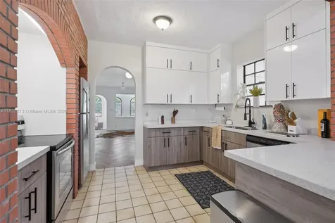 335 NE 127th Street North Miami FL 33161